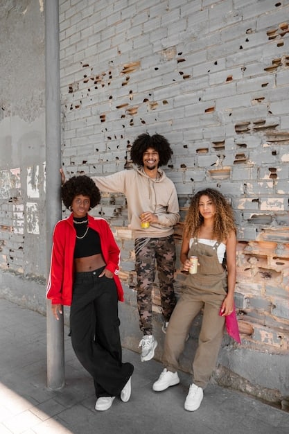 Unisex Pants: 5 Stylish Alternatives to Jeans in 2025