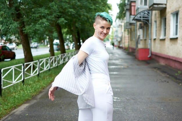 Non-Binary Fashion: Choosing All-Season Fabrics for Comfort & Style