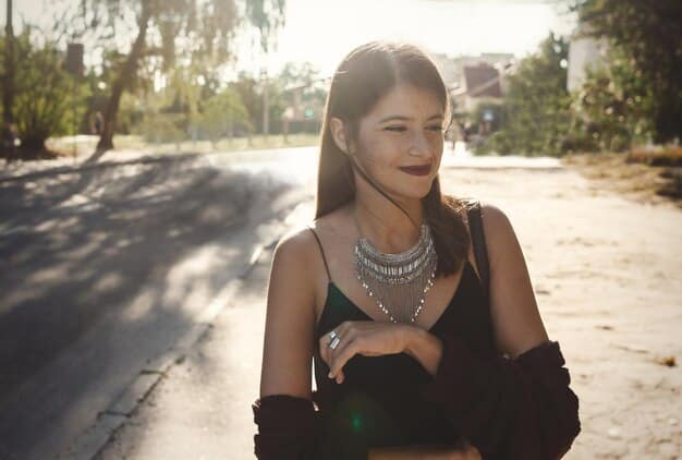 Androgynous Accessories: 4 Must-Haves to Elevate Your 2025 Look