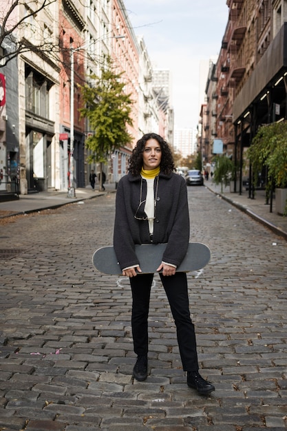 Androgynous Street Style: 3 Outfit Formulas to Try Now