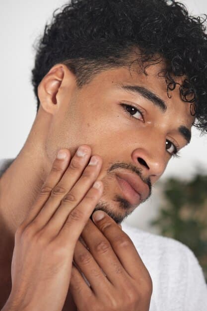 Men’s Oily Skin: Control Shine & Prevent Breakouts