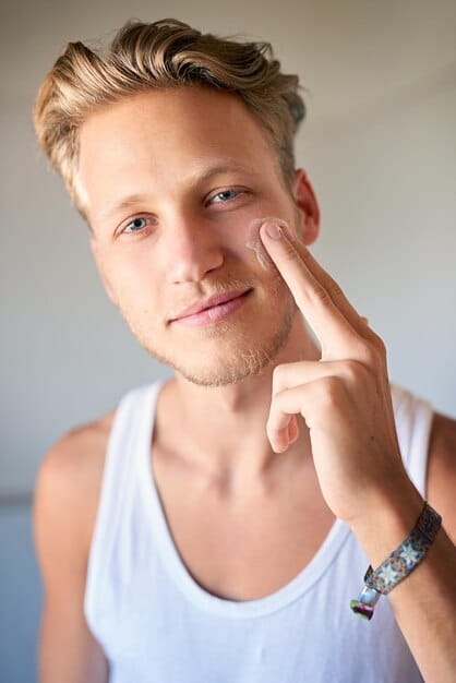 Men’s BB Creams 2025: Coverage Without the Cake Review